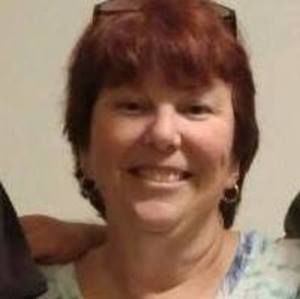 Meet your Posher, Cynthia